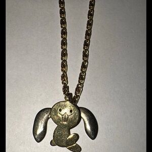 Avon Flopsy Ear Bunny Pendant
Necklace - Gold Tone Rabbit
Movable Ears VTG 1976